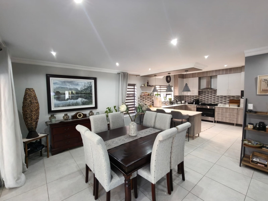 3 Bedroom Property for Sale in Boschdal North West